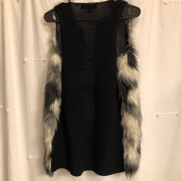 Almost Famous Faux Fur Long Open Front Vest Cow Print Medium M GUC - Picture 5 of 9